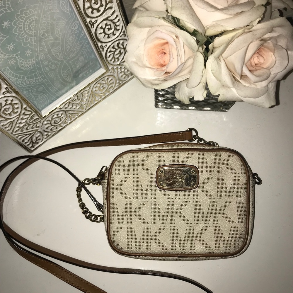 Michael Kors small purse